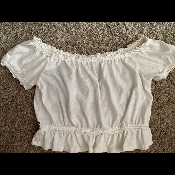 Crop Top - Picture 3 of 4